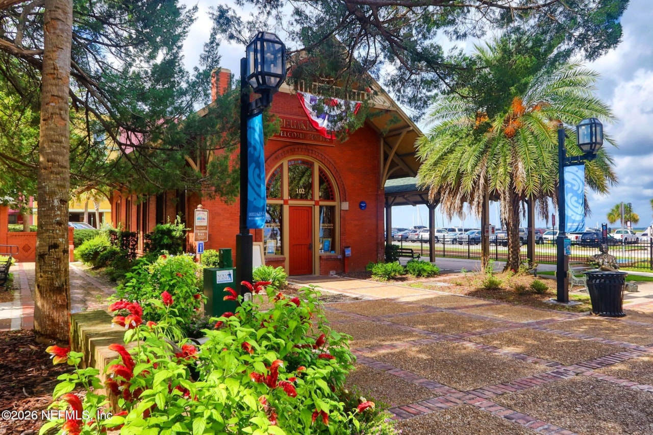 22 N 4th St Fernandina Beach
