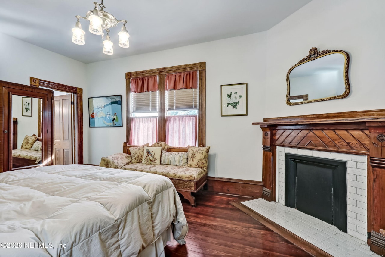 22 N 4th St Fernandina Beach