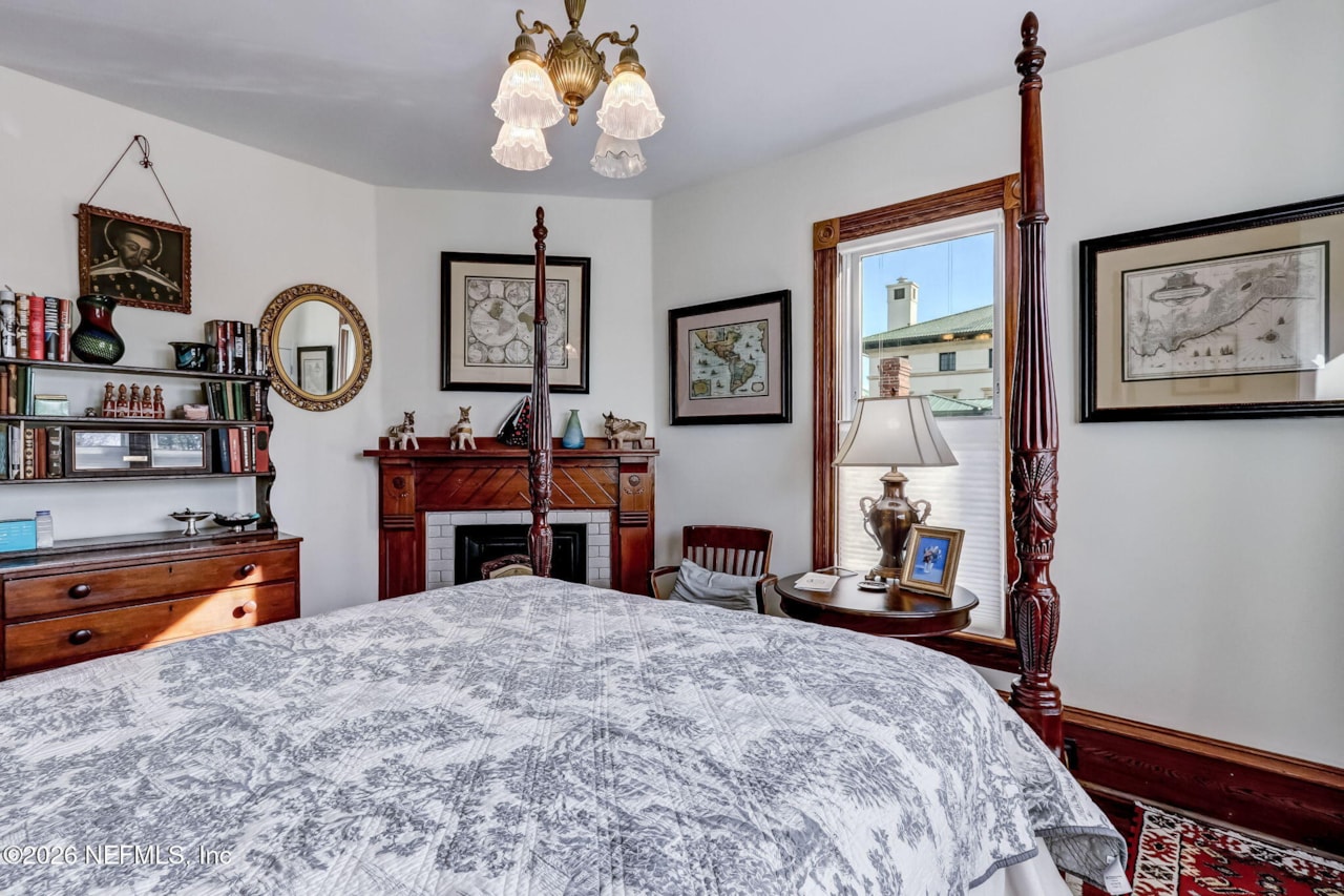 22 N 4th St Fernandina Beach