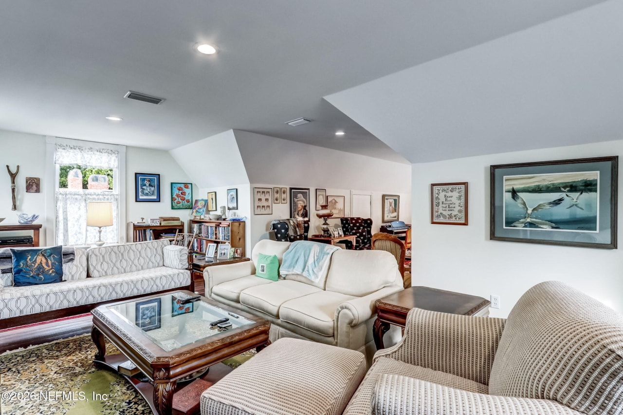 22 N 4th St Fernandina Beach