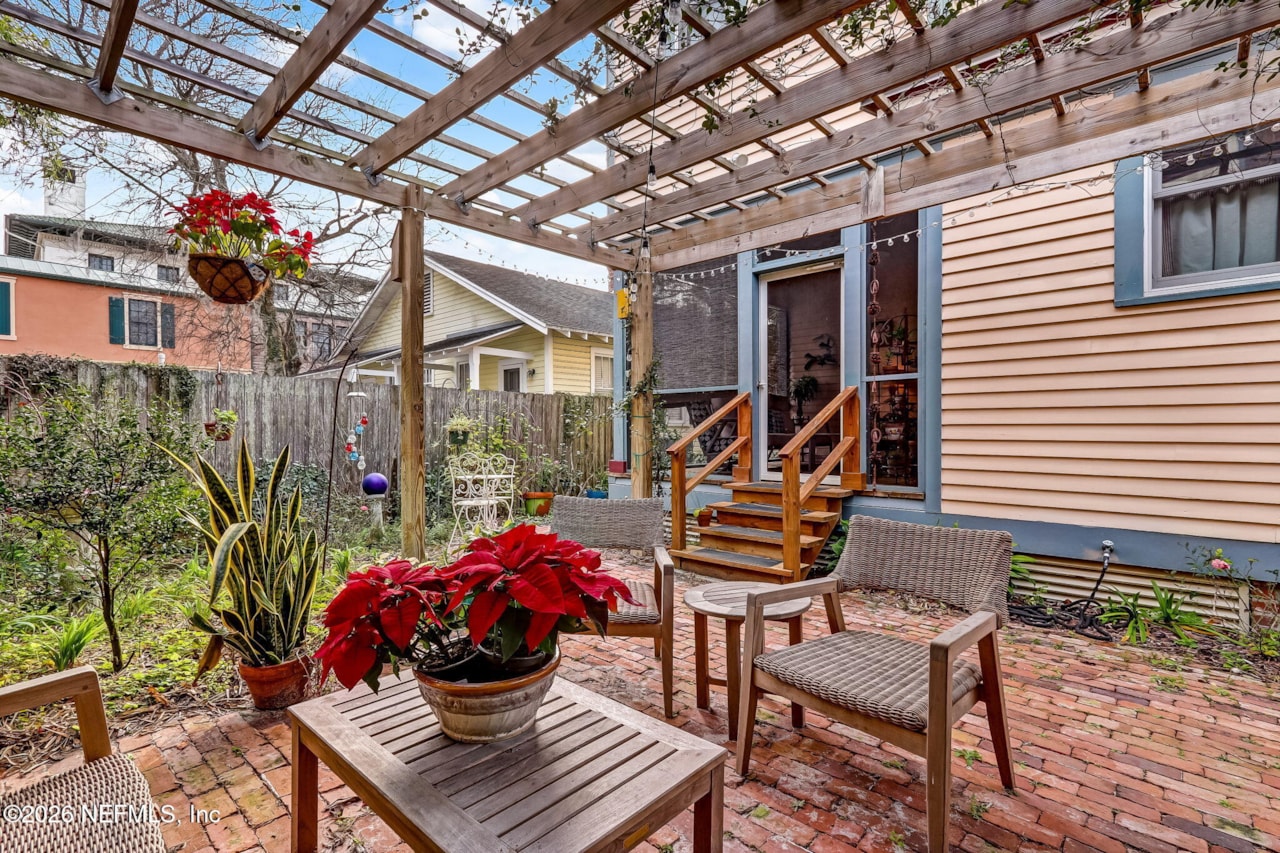 22 N 4th St Fernandina Beach
