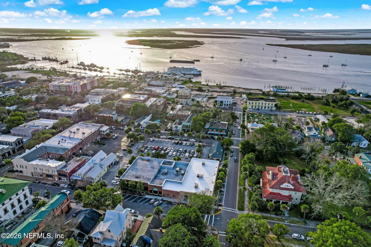 22 N 4th St Fernandina Beach