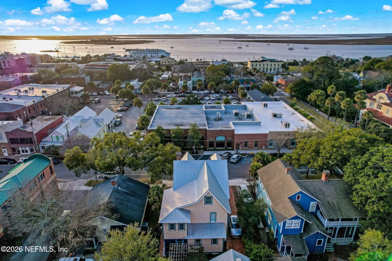 22 N 4th St Fernandina Beach